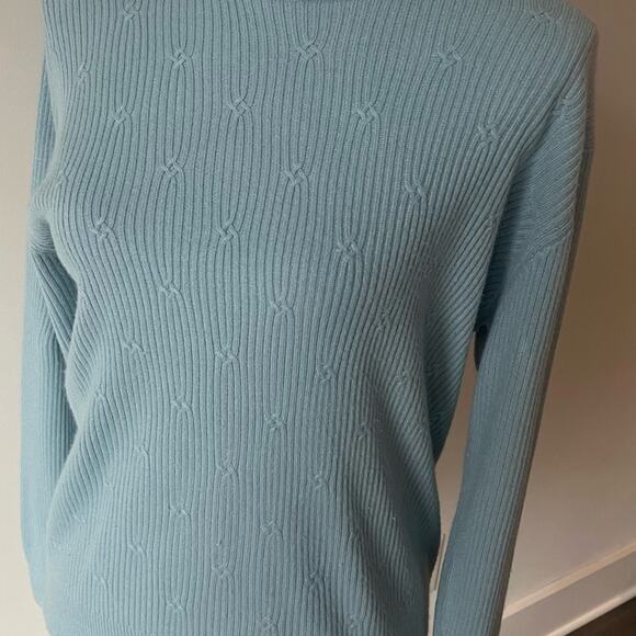 Laura Scott Sweater - Picture 1 of 3